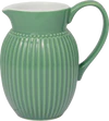 Greengate Jug Alice | Zeitlose Kanne in Dusty Green | Hochwertiger Keramikkrug