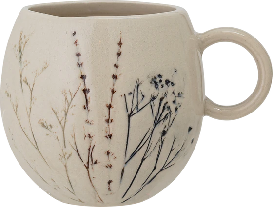 Trinkbecher Steingut Bea Natur Bloomingville – Unikat mit Blumenmotiv
