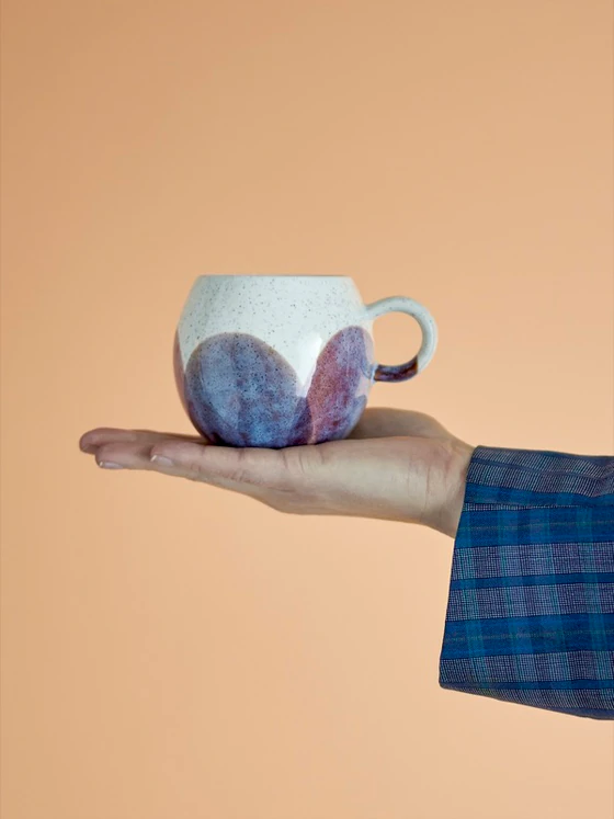 Steingut-Kaffeetasse Paula Braun Bloomingville – Handbemalt Unikat