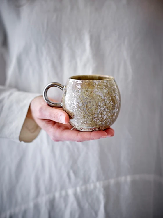 Tasse aus Steinzeug Bloomingville Paula Grün Unikat 350ml