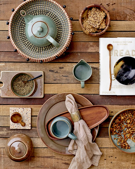 Teekanne Steingut Grün Bloomingville Pixie – Handgefertigt Unikat