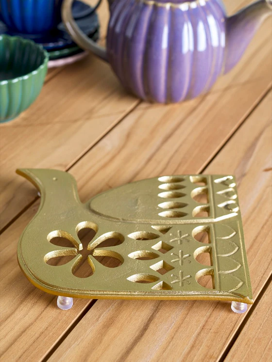 Untersetzer Bloomingville Lonela Gold Aluminium dekorativ