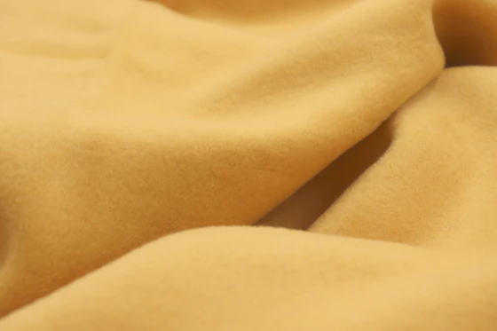 Wohndecke Biederlack Cotton Sense Gelb – Weich & Hautsympathisch