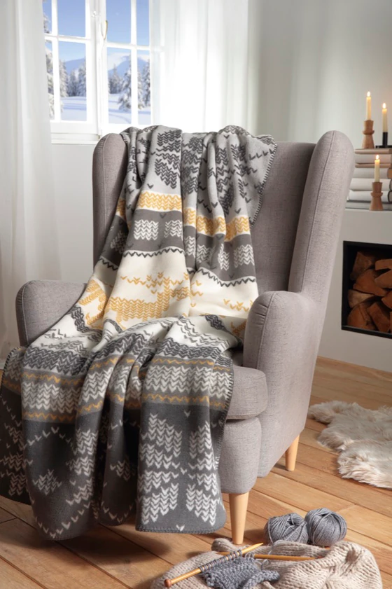 Kuscheldecke Biederlack Winter Knit – Flauschig & Nachhaltig