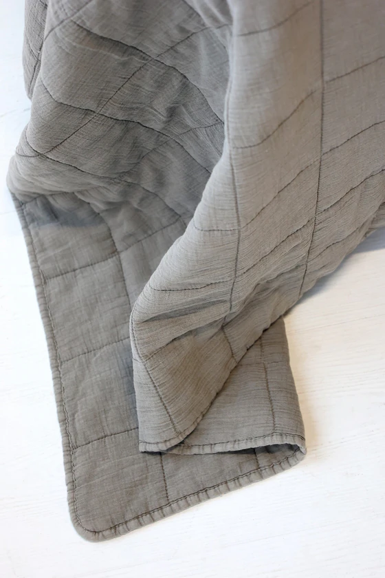 Tagesdecke Chic Antique Aix Quilt 240x240 Baumwolle Latte