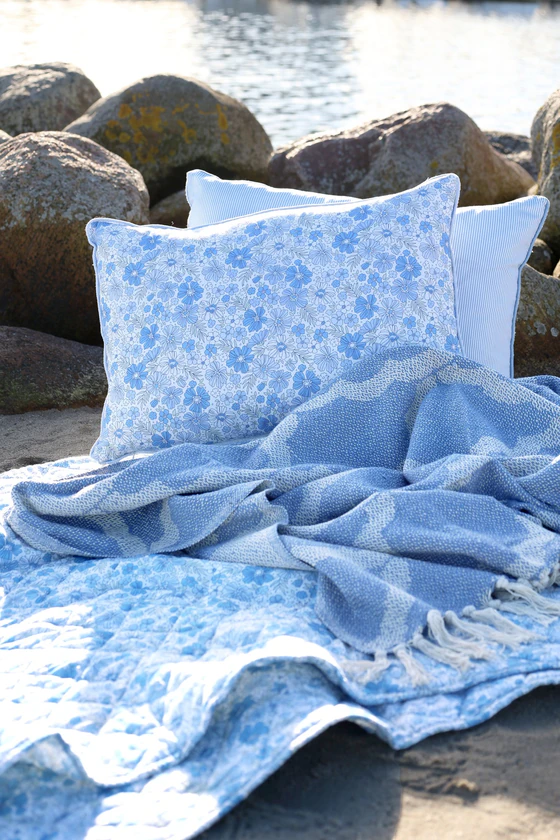 Tagesdecke Chic Antique Aix Quilt Blumen sky blue Baumwolle