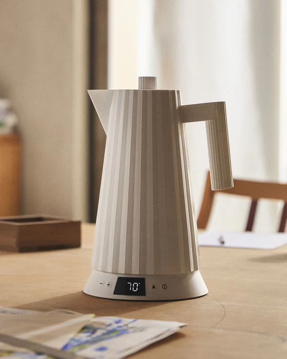 Elektrischer Wasserkocher Alessi Plissé-MDL21 mit Temperaturregelung